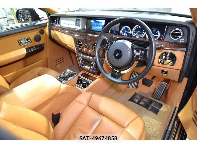 ROLLS-ROYCE PHANTOM 2018-01 8285781-15