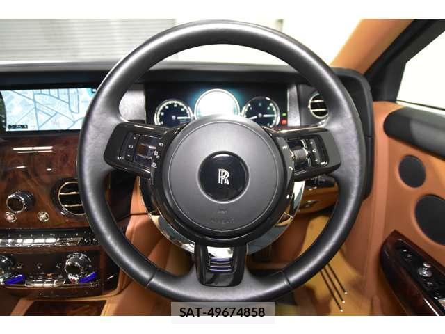 ROLLS-ROYCE PHANTOM 2018-01 8285781-7