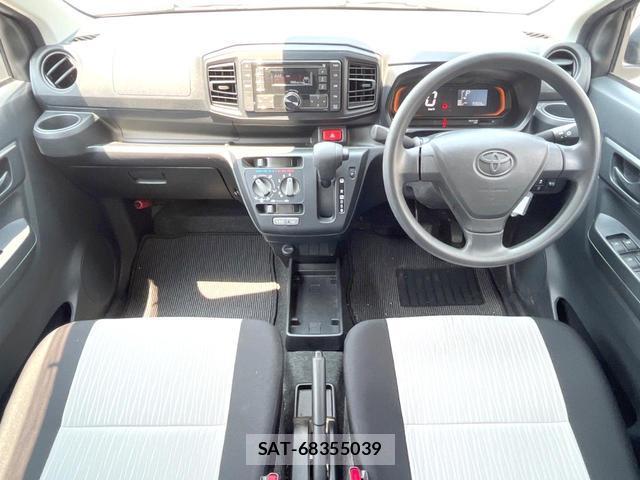 Toyota PIXIS EPOCH 2018-01 8283052-1