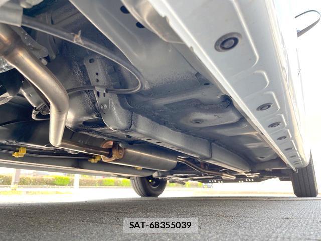 Toyota PIXIS EPOCH 2018-01 8283052-18