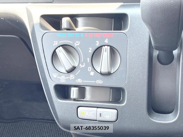 Toyota PIXIS EPOCH 2018-01 8283052-3