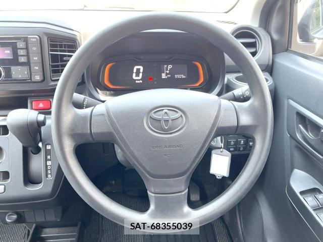 Toyota PIXIS EPOCH 2018-01 8283052-5