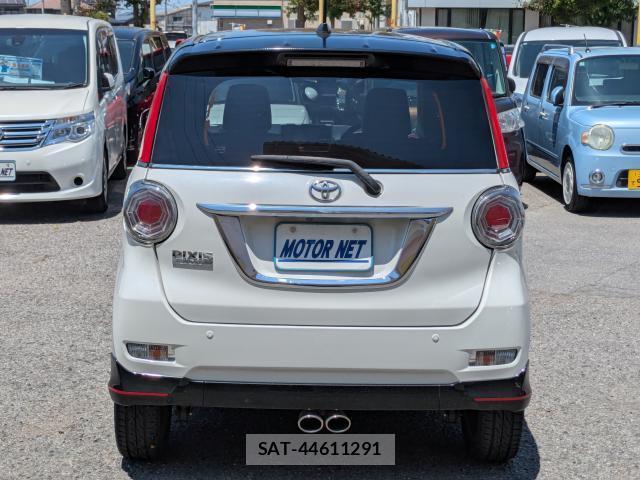 Toyota PIXIS JOY 2017-01 8284225-13