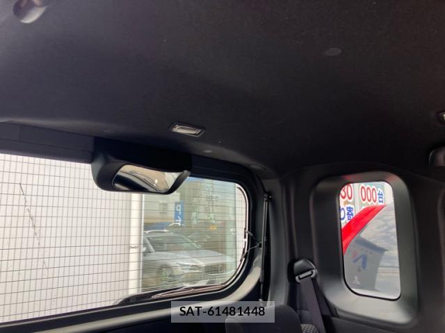 Toyota Pixis Mega 2016-06 8279847-10
