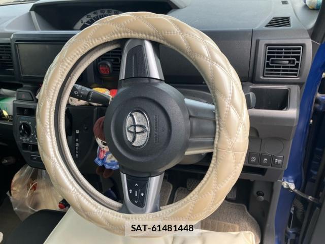 Toyota Pixis Mega 2016-06 8279847-17