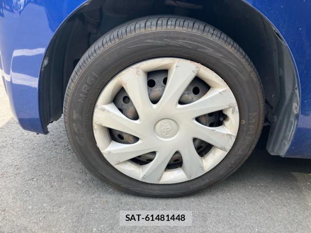Toyota Pixis Mega 2016-06 8279847-5