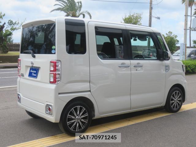 Toyota Pixis Mega 2019-09 8283006-10
