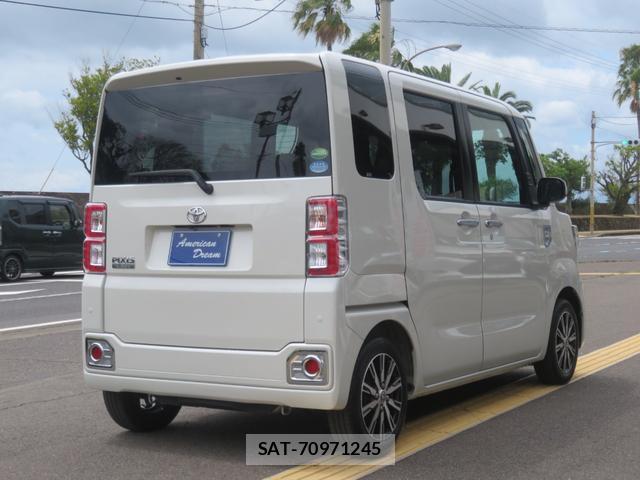 Toyota Pixis Mega 2019-09 8283006-11