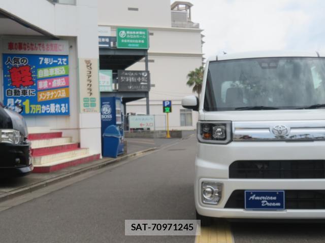 Toyota Pixis Mega 2019-09 8283006-8