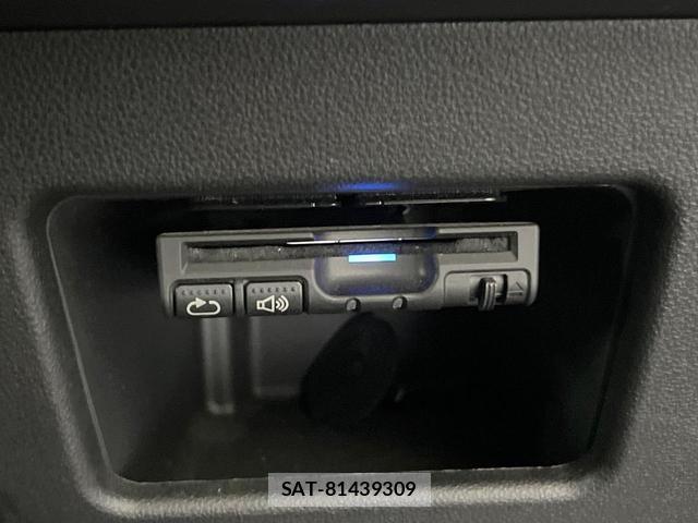 Toyota Pixis Mega 2016-12 8283995-5