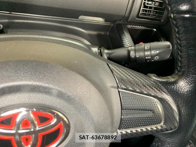Toyota Pixis Mega 2019-03 8285529-10