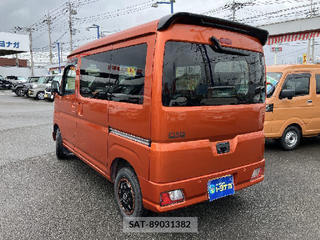 Toyota PIXIS VAN 2022-02 8285585-6