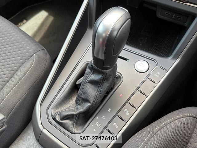 VolksWagen POLO 2021-12 8279184-16