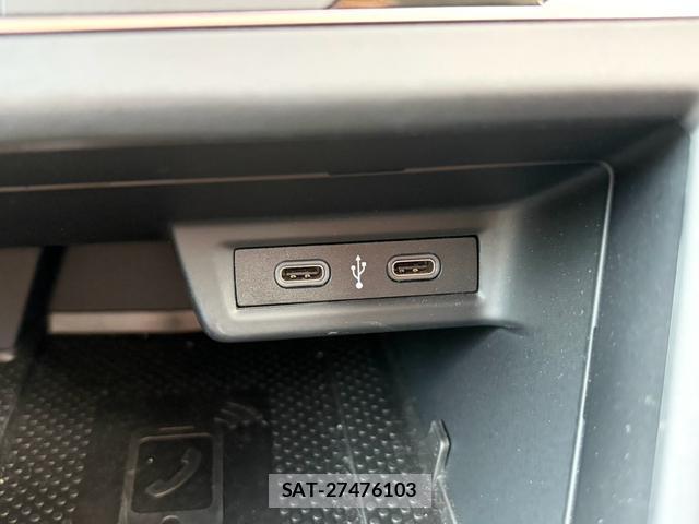 VolksWagen POLO 2021-12 8279184-17