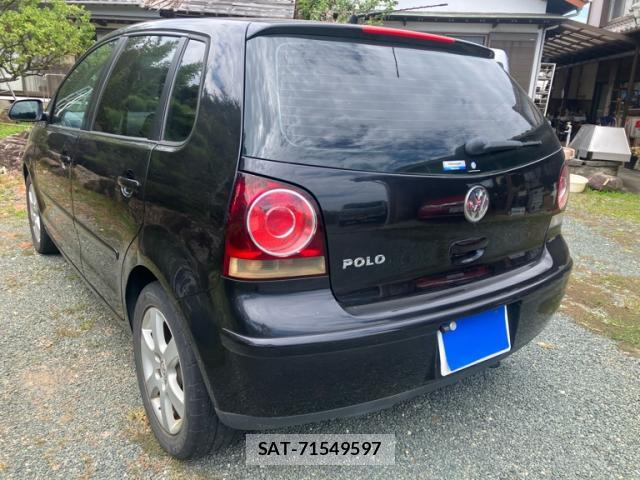 VolksWagen POLO 2009-07 8279727-1