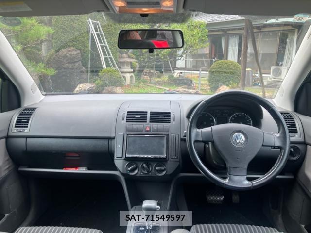 VolksWagen POLO 2009-07 8279727-10