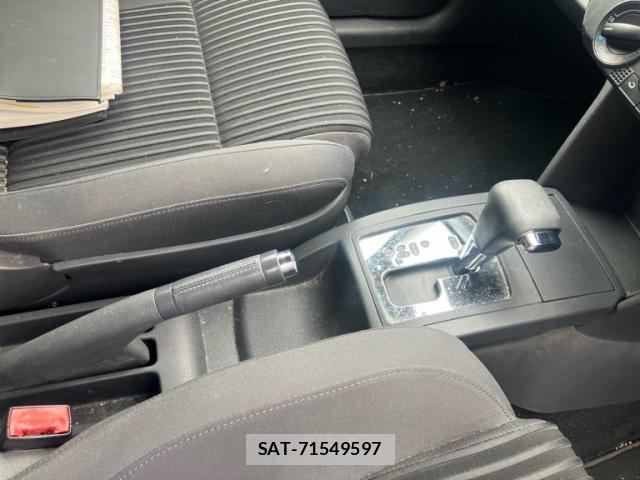 VolksWagen POLO 2009-07 8279727-16