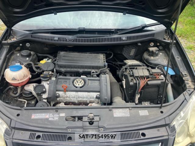 VolksWagen POLO 2009-07 8279727-6