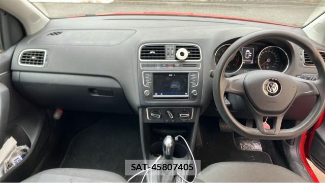 VolksWagen POLO 2017-03 8281094-2