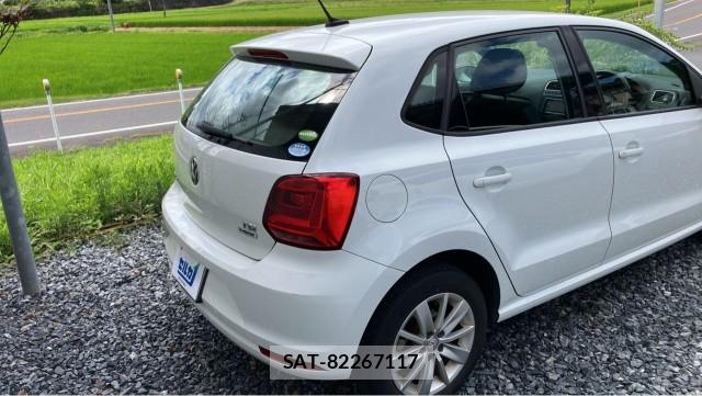 VolksWagen POLO 2017-03 8282199-12