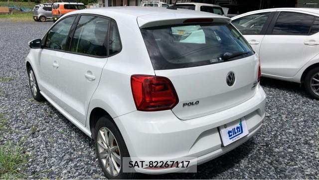 VolksWagen POLO 2017-03 8282199-13