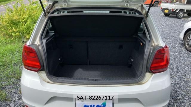 VolksWagen POLO 2017-03 8282199-17