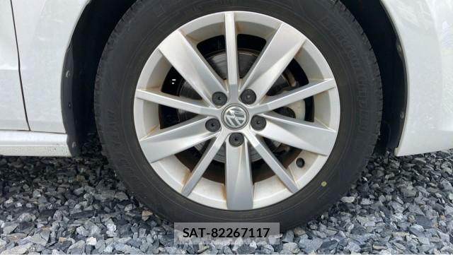 VolksWagen POLO 2017-03 8282199-8