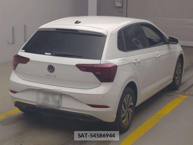 VolksWagen POLO 2025-06 8284399-1