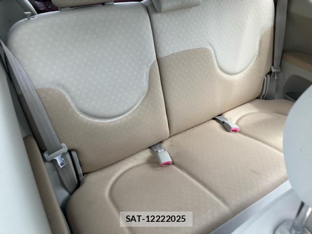 Toyota PORTE 2010-03 8279848-15