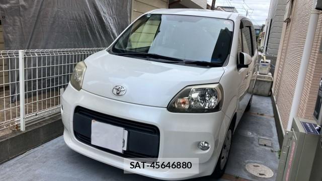 Toyota PORTE 2013-10 8281461-0