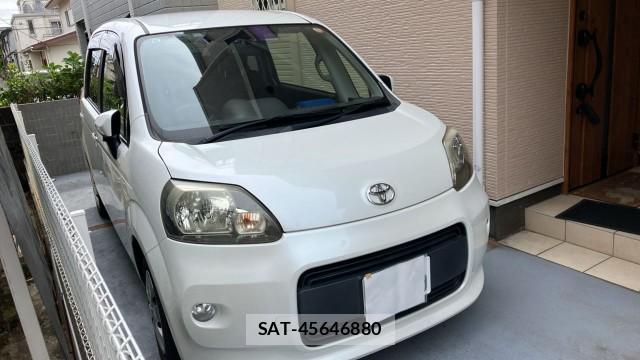 Toyota PORTE 2013-10 8281461-11