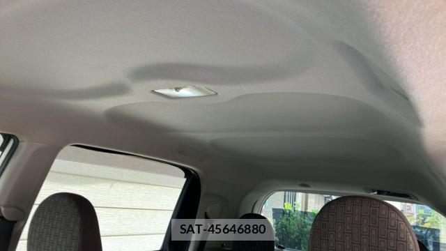 Toyota PORTE 2013-10 8281461-15