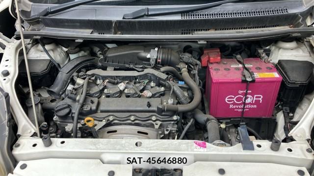 Toyota PORTE 2013-10 8281461-7