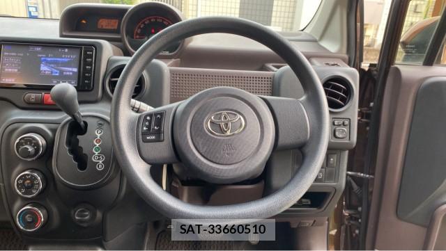 Toyota PORTE 2015-09 8282050-16