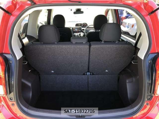 Toyota PORTE 2016-10 8283211-8