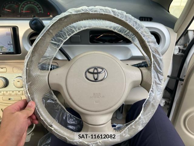 Toyota PORTE 2004-12 8284822-11