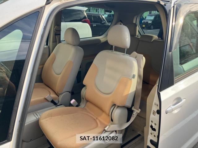 Toyota PORTE 2004-12 8284822-6