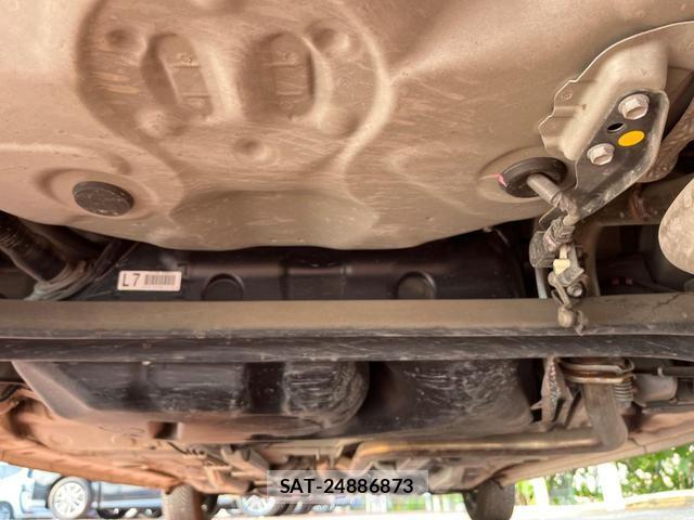 Toyota PORTE 2016-03 8285044-18