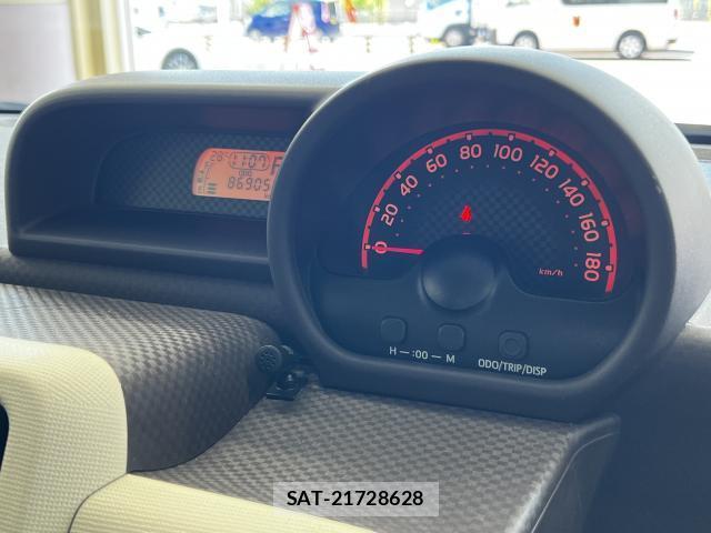 Toyota PORTE 2015-07 8285608-11