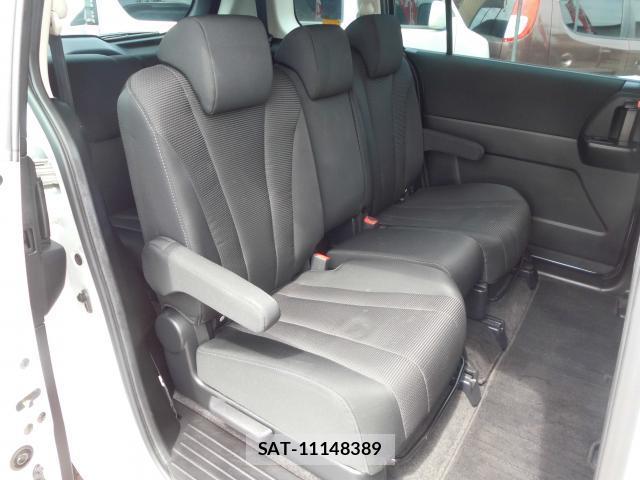 Mazda PREMACY 2013-10 8282734-19