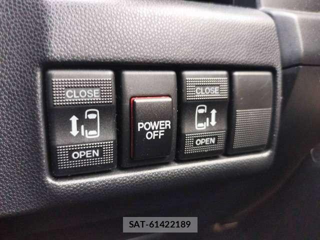 Mazda PREMACY 2012-03 8283733-6