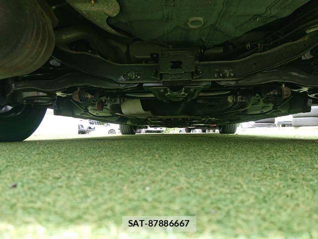 Mazda PREMACY 2012-08 8285476-8
