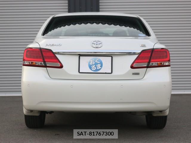 Toyota PREMIO 2017-03 8277591-1