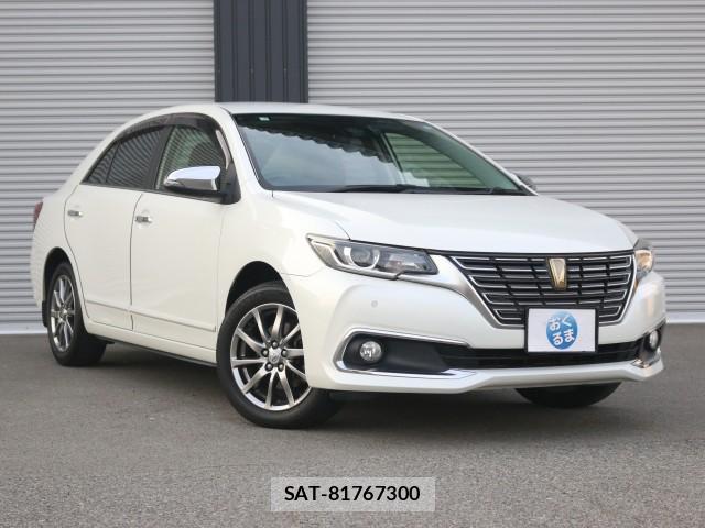 Toyota PREMIO 2017-03 8277591-11