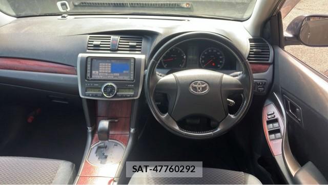 Toyota PREMIO 2008-01 8282321-16