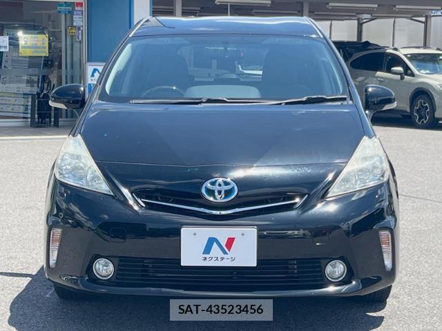 Toyota PRIUS ALPHA 2012-11 8276826-14