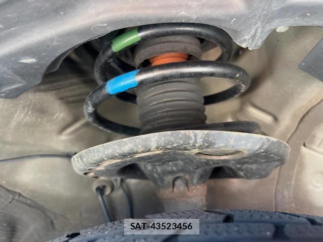 Toyota PRIUS ALPHA 2012-11 8276826-19