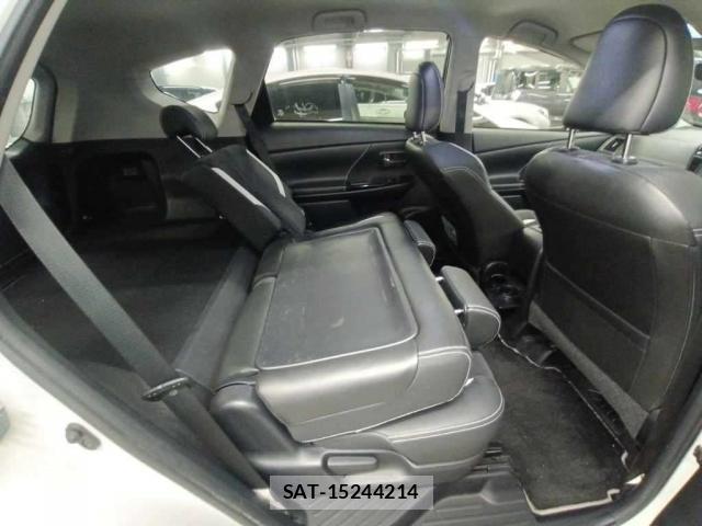 Toyota PRIUS ALPHA 2015-08 8277001-3