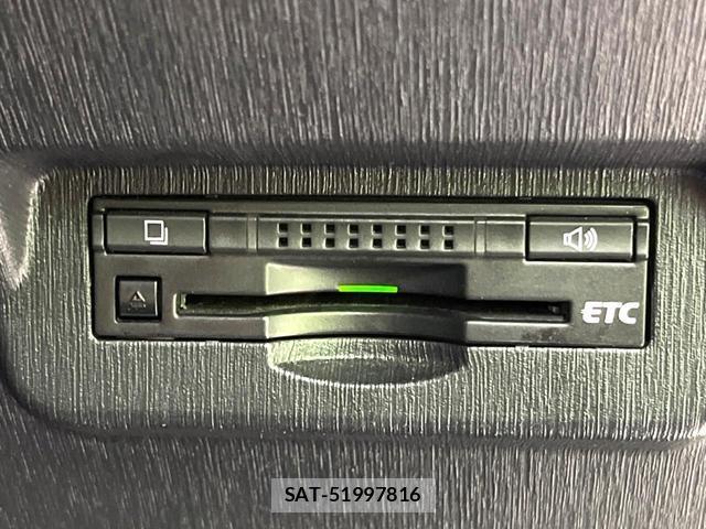 Toyota PRIUS ALPHA 2015-06 8277407-5