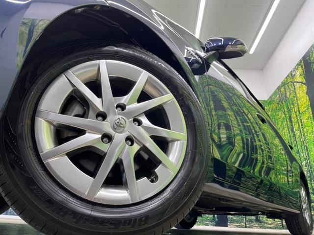 Toyota PRIUS ALPHA 2018-06 8277531-12